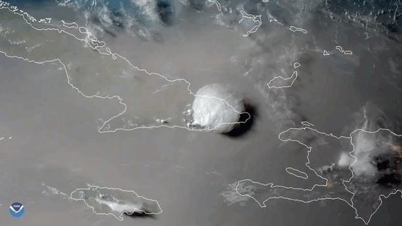En junio del año pasado, una nube de polvo inusualmente densa afectó el Caribe. En junio del año pasado, una nube de polvo inusualmente densa afectó el Caribe.