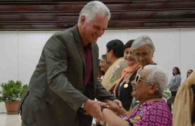 Díaz-Canel lamenta fallecimiento de Tomasita Quiala 