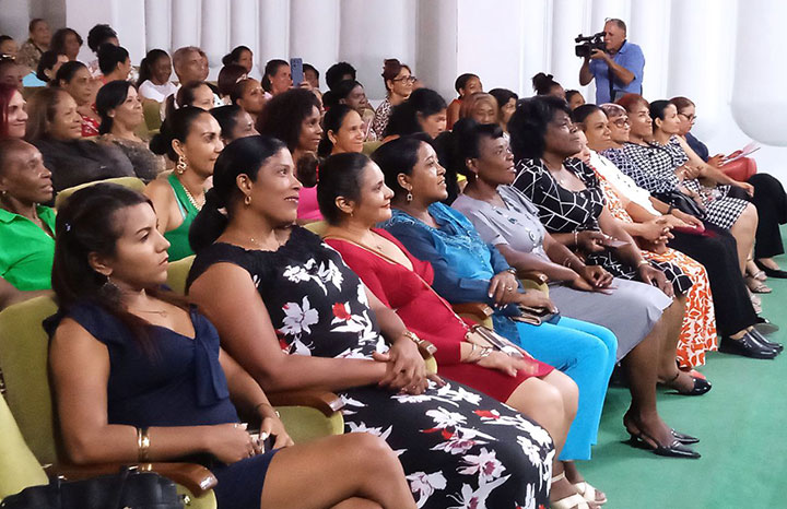 Arte santiaguero celebra aniversario 65 de creada la FMC