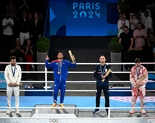 Erislandy Álvarez Erislandy Álvarez