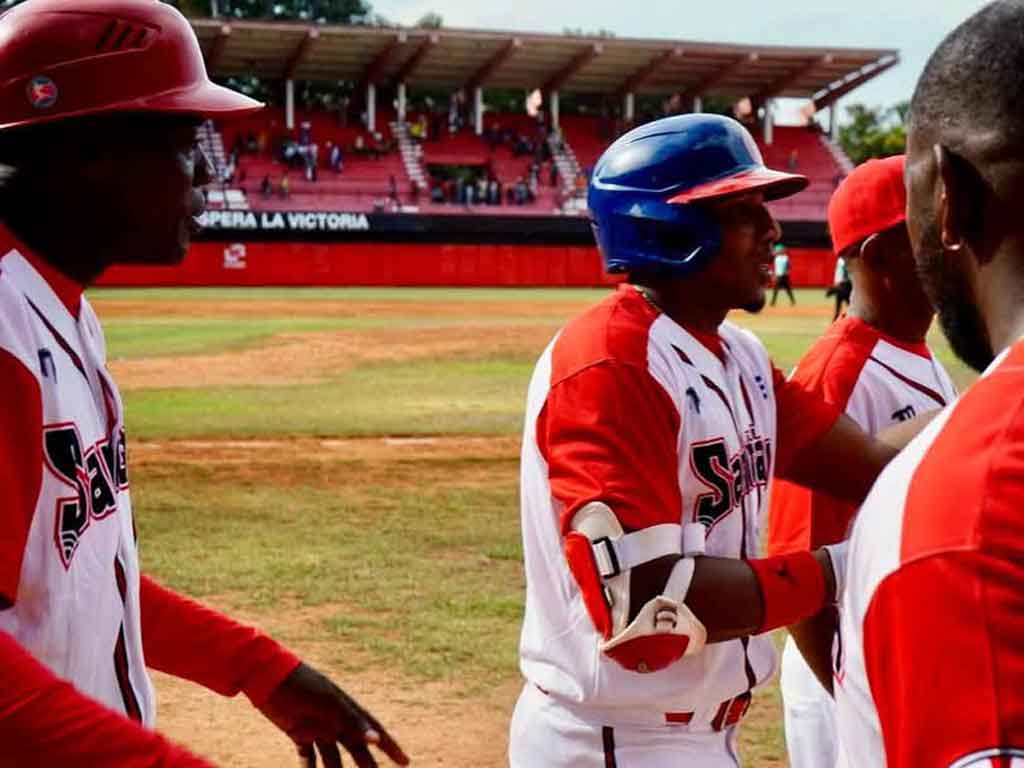 Avispas buscan hoy tercera picada seguida en la Serie Nacional