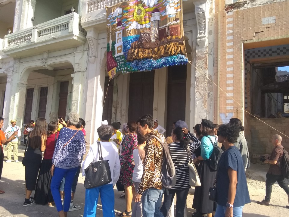 proyecto Detrás del muro, inaugurado hoy con gran afluencia de público y artistas como parte de la XV Bienal de La Habana. proyecto Detrás del muro, inaugurado hoy con gran afluencia de público y artistas como parte de la XV Bienal de La Habana.