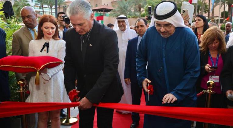 Presidente de Cuba dialogó con empresarios emiratíes Presidente de Cuba dialogó con empresarios emiratíes