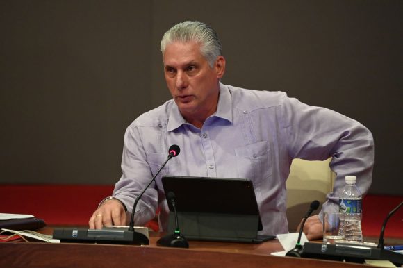  Miguel Díaz-Canel Bermúdez