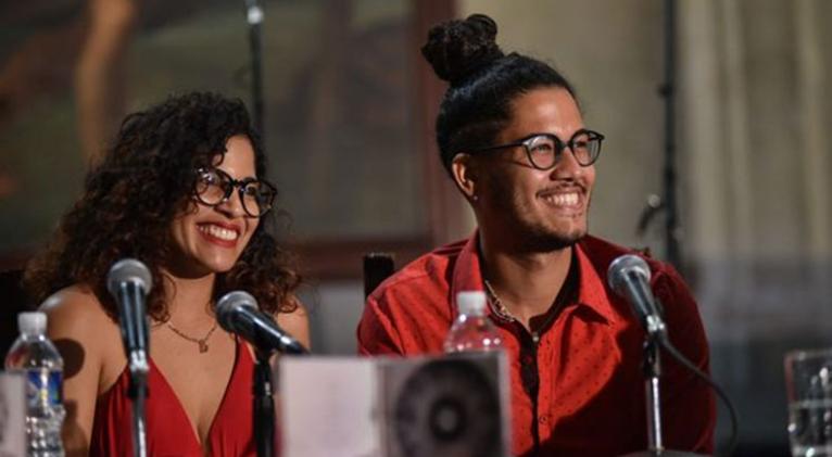 Dúo Iris presenta el álbum «Mi suerte» Dúo Iris presenta el álbum «Mi suerte»