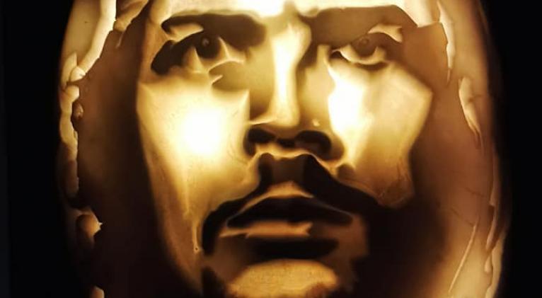 Hacia Cuba escultura del Che donada por artistas italianos Hacia Cuba escultura del Che donada por artistas italianos