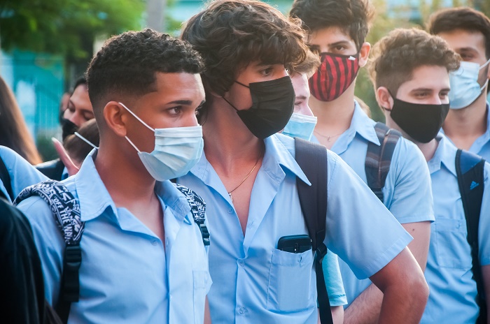 Estudiantes Estudiantes