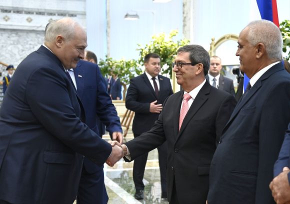 Díaz-Canel sostiene encuentro con presidente de Belarús