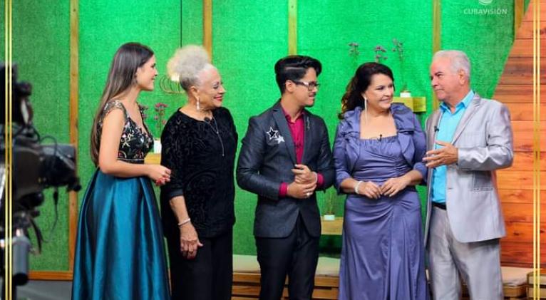 Propuestas televisivas de fin de año Propuestas televisivas de fin de año